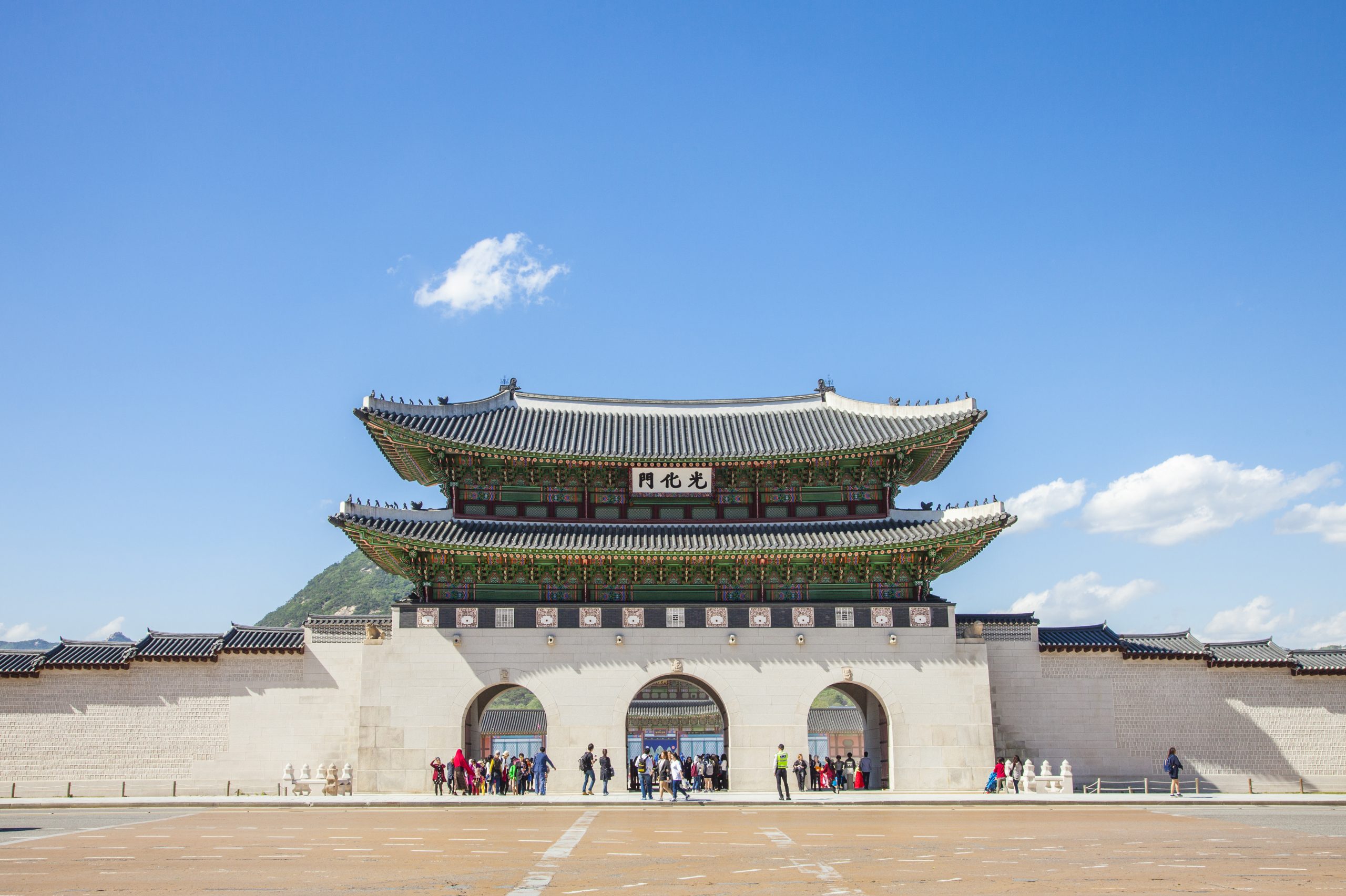 Gwanghwamun Gate at day